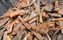 Load image into Gallery viewer, Red Gum Firewood Chips (Big bag)
